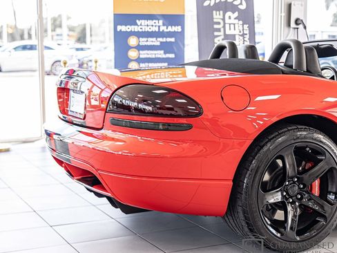 Used 2005 Dodge Viper SRT-10 RWD image 14