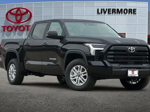 New 2026 Toyota Tundra SR5 AWD/4WD image 2