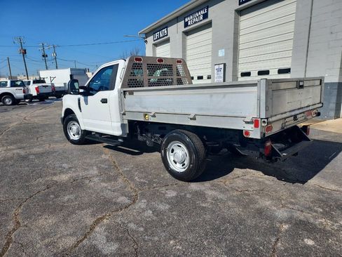 Used 2019 Ford F250 XL image 5