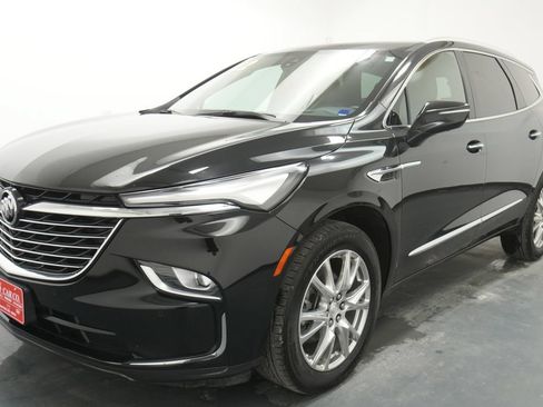 Used 2022 Buick Enclave Premium AWD/4WD image 3