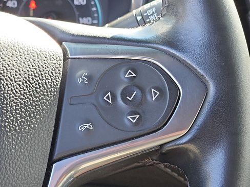 Certified 2023 Chevrolet Traverse LT image 21