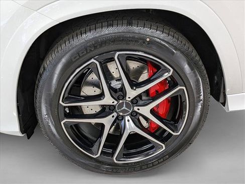 New 2026 Mercedes-Benz GLE 63 AMG S image 9