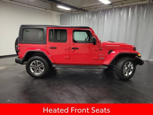 Used 2022 Jeep Wrangler Unlimited Sahara w/ Cold Weather Group AWD/4WD image 9