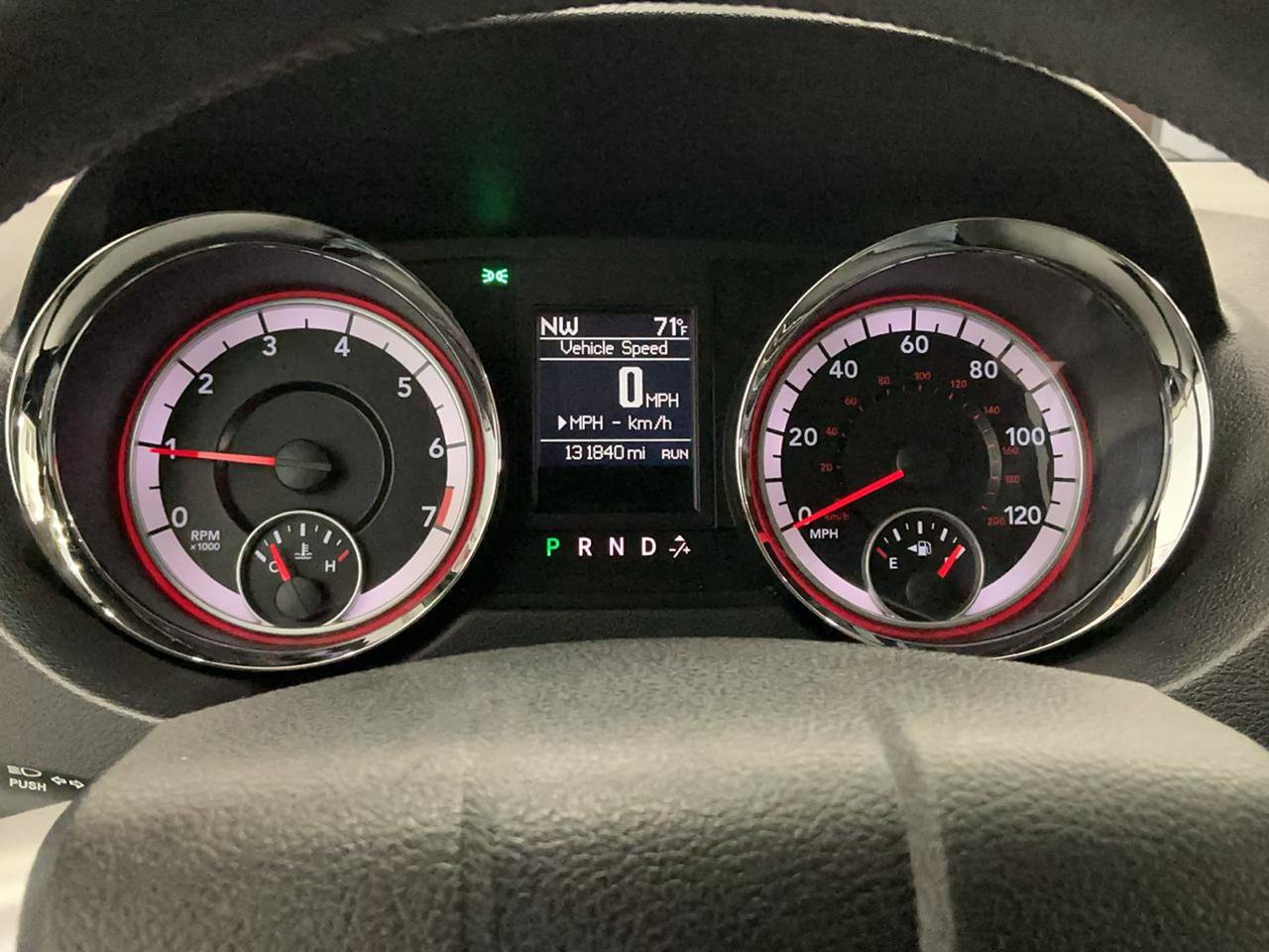 Used 2014 Dodge Grand Caravan SXT w/ Rear Park Assist Package FWD image 21