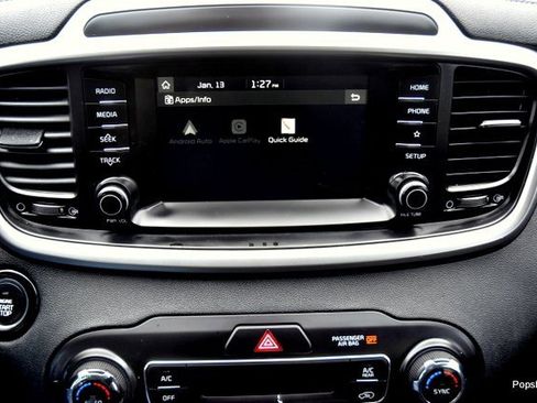 Used 2020 Kia Sorento S image 17