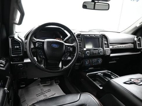 Used 2020 Ford F250 Lariat w/ Lariat Ultimate Package AWD/4WD image 24
