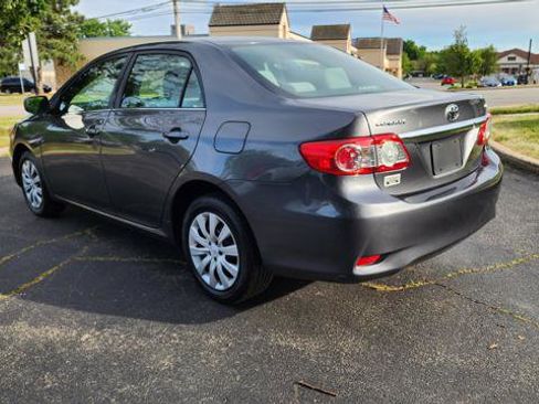 Used 2013 Toyota Corolla LE FWD image 5