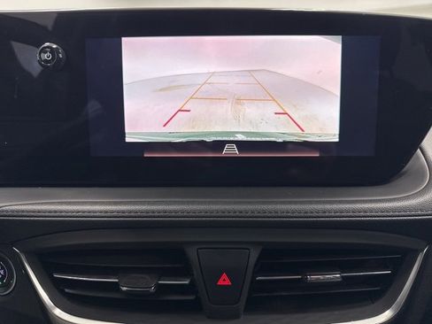 Used 2024 Buick Encore GX Sport Touring image 16