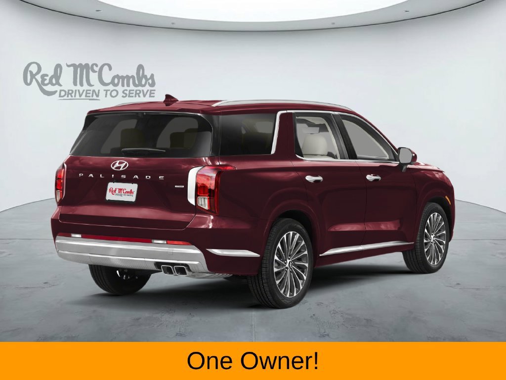 Used 2024 Hyundai Palisade Calligraphy FWD image 2