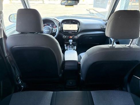 Used 2022 Kia Soul S image 33