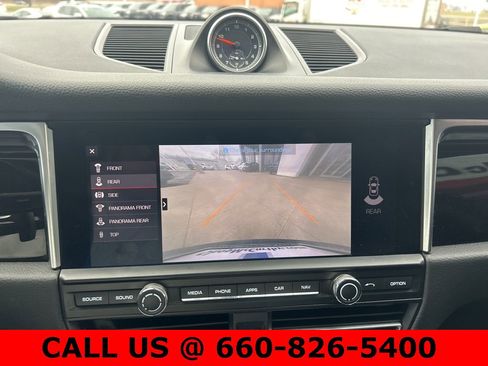 Used 2020 Porsche Macan image 18
