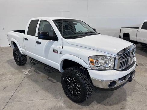 Used 2009 Dodge Ram 2500 Truck SLT w/ Popular Equipment Group image 5