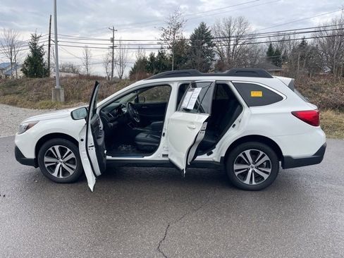 Used 2019 Subaru Outback 2.5i Limited image 17