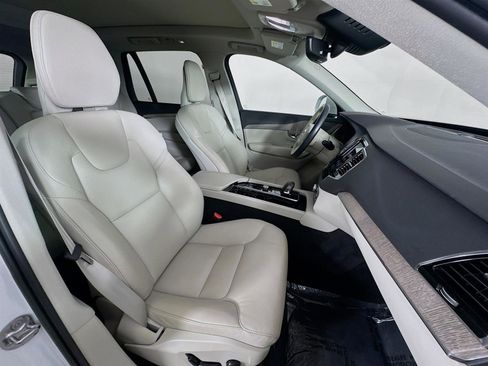 Used 2023 Volvo XC90 T8 Plus w/ Protection Package Premier image 31