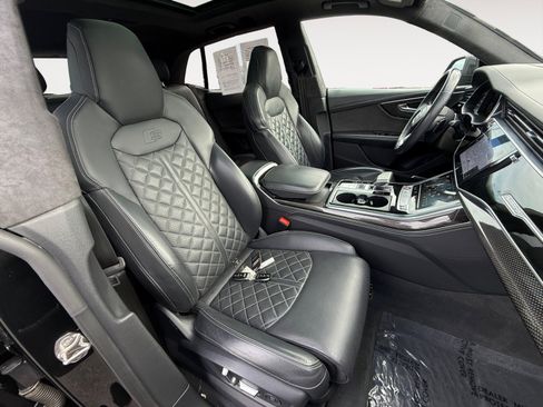 Used 2022 Audi SQ8 Prestige image 36