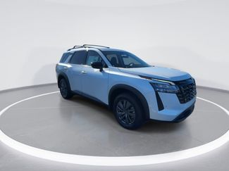 New 2026 Nissan Pathfinder SV video 2