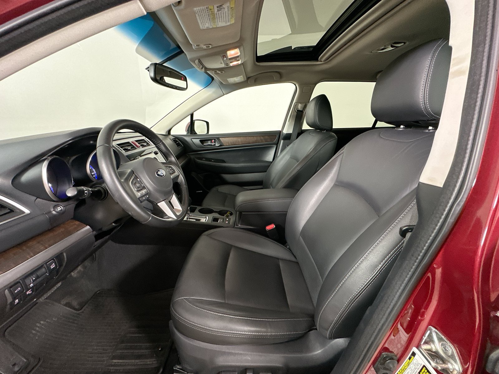 Used 2016 Subaru Outback 2.5i Limited AWD/4WD image 33