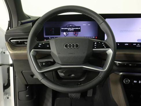 New 2026 Audi Q5 Premium image 22