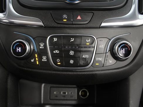 Used 2024 Chevrolet Equinox LT w/ LPO, Floor Liner Package image 6