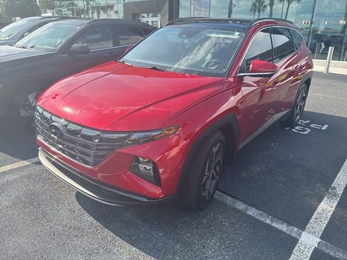 Used 2022 Hyundai Tucson Limited FWD image 1