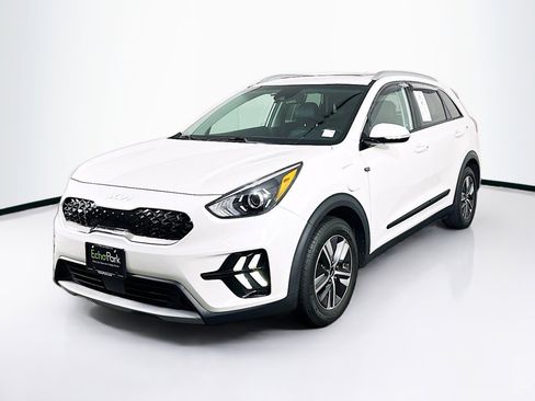 Used 2022 Kia Niro EX image 3