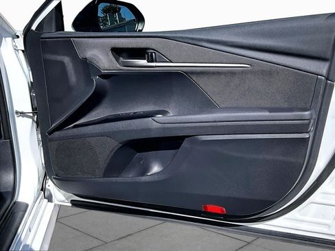 Used 2025 Toyota Camry LE FWD image 23