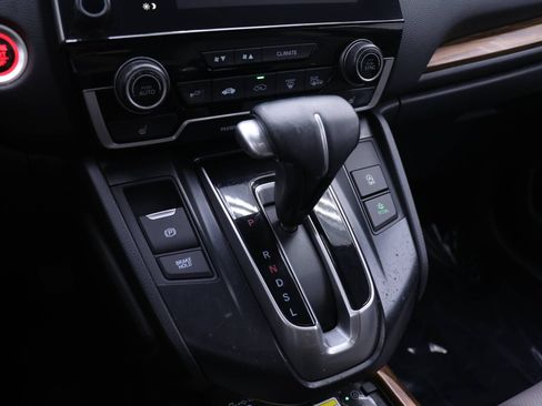 Used 2021 Honda CR-V Touring image 6