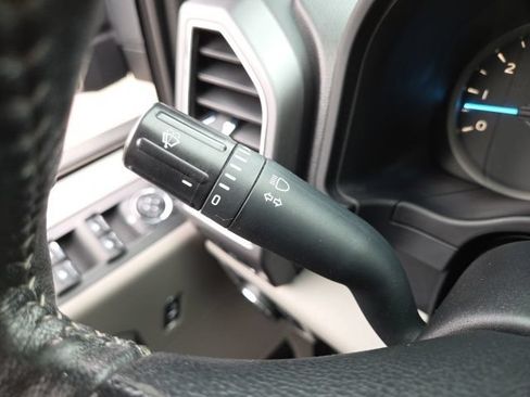Used 2019 Ford F150 XLT w/ Equipment Group 302A Luxury AWD/4WD image 65