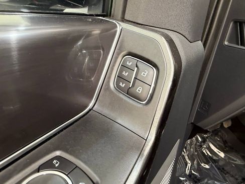 Used 2021 Ford F150 Lariat w/ Equipment Group 502A High image 16