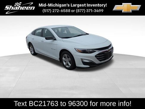 Used 2022 Chevrolet Malibu LS image 1