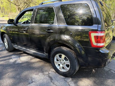 Used 2011 Ford Escape Limited w/ 302A Rapid Spec Order Code AWD/4WD image 6