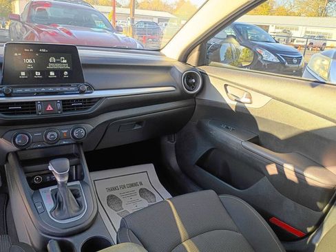 Used 2021 Kia Forte LXS image 14