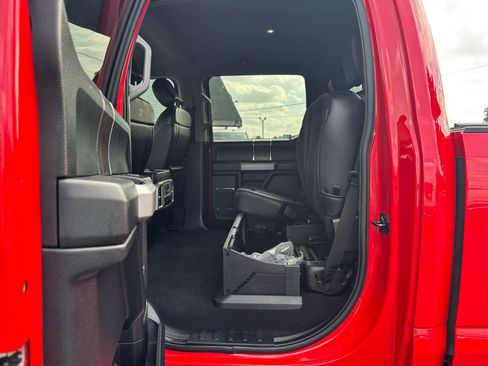 Used 2021 Ford F250 Lariat w/ Lariat Ultimate Package AWD/4WD image 23