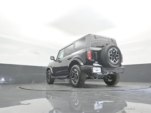 New 2026 Ford Bronco Outer Banks image 31