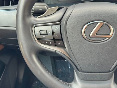 Used 2024 Lexus ES 350 w/ Premium Package FWD image 23