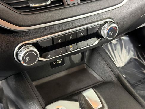 Used 2021 Nissan Altima 2.5 S FWD image 13