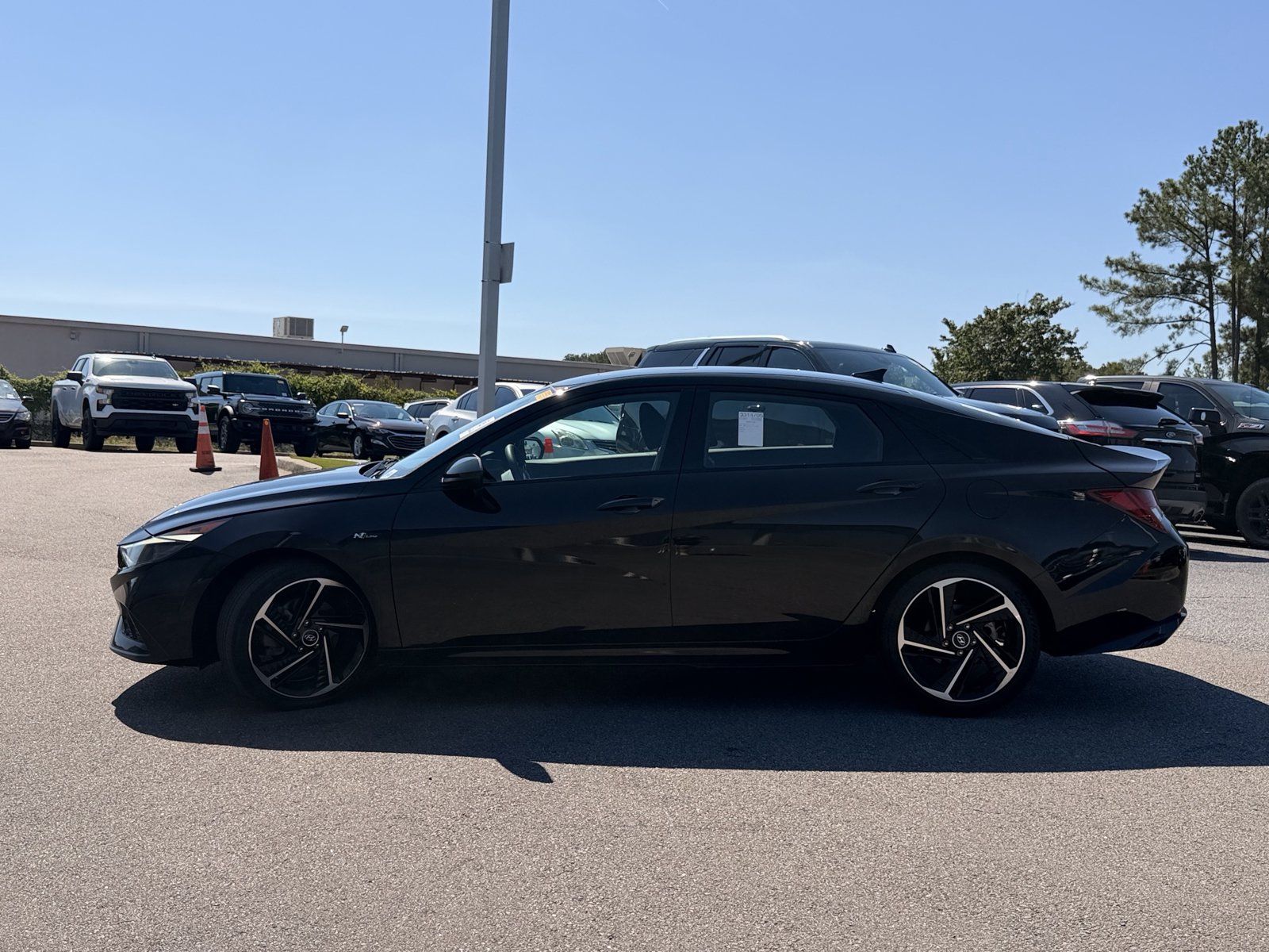 Used 2023 Hyundai Elantra N Line FWD image 9
