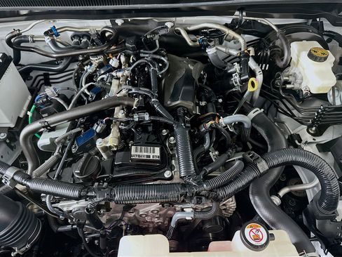 Used 2024 Toyota Tacoma SR5 image 31