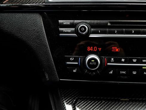 Used 2017 BMW M6 Coupe image 23