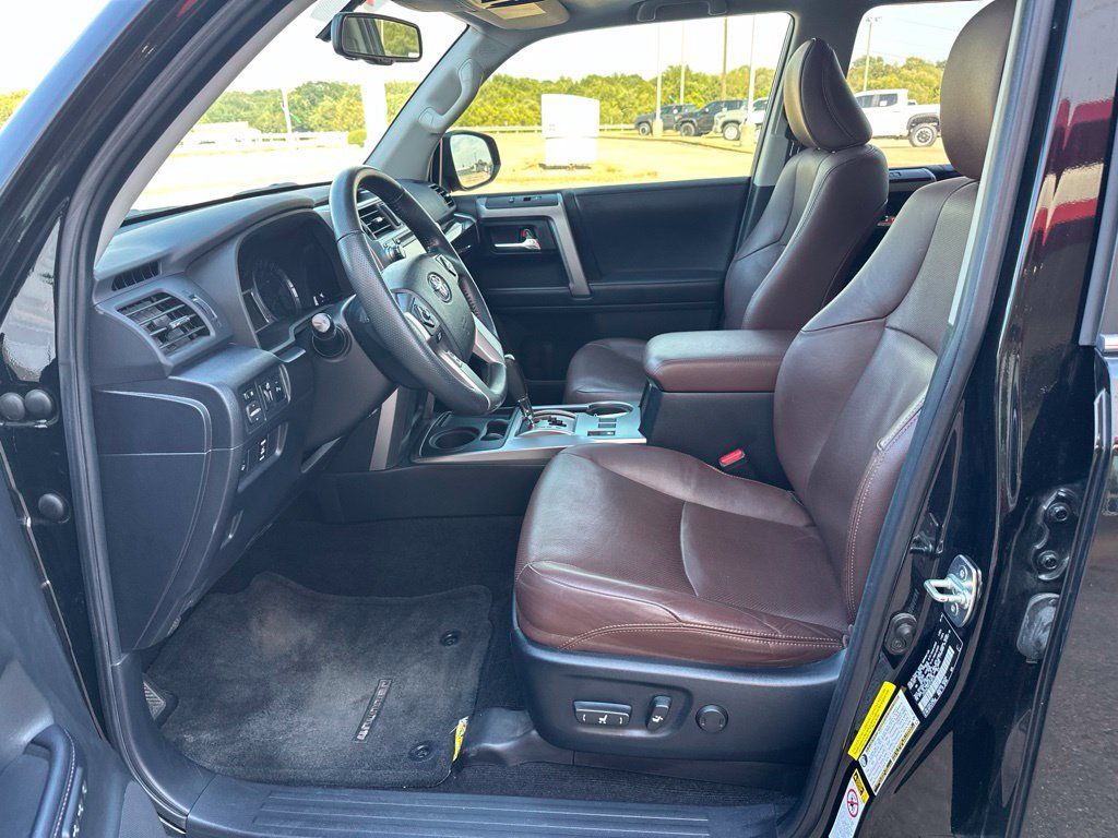 Used 2018 Toyota 4Runner Limited RWD image 14