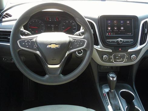 Used 2020 Chevrolet Equinox LS w/ LPO, Floor Liner Package FWD image 13