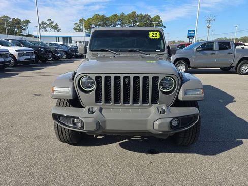 Used 2022 Jeep Gladiator Overland image 8