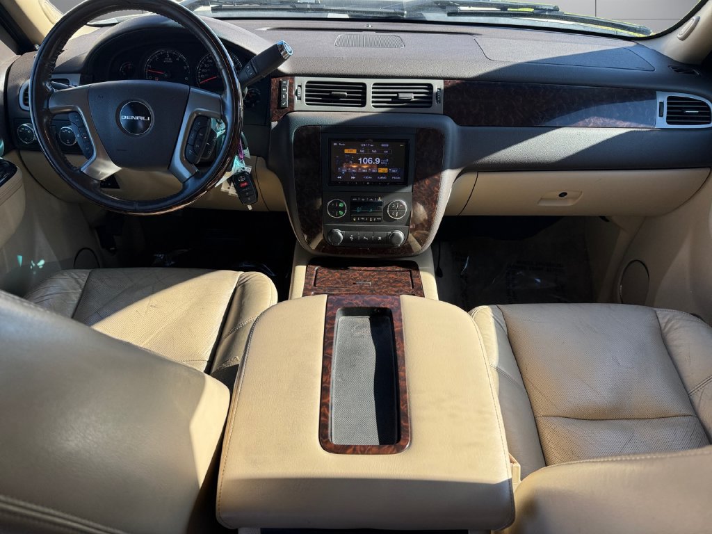 Used 2011 GMC Sierra 2500 Denali AWD/4WD image 12