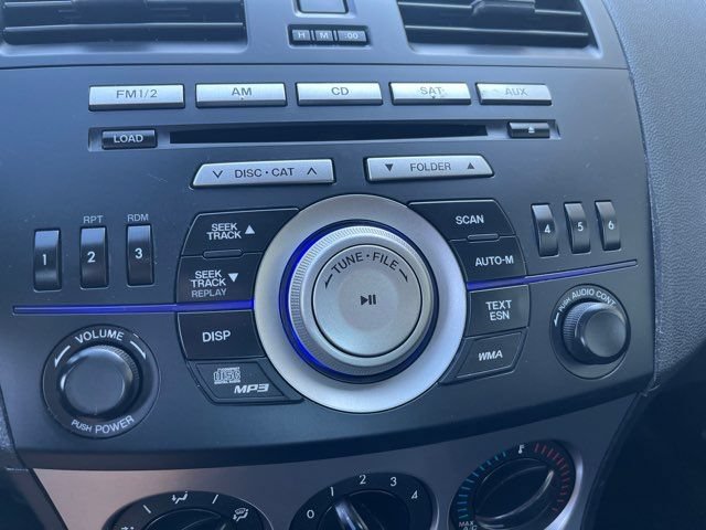 Used 2010 MAZDA MAZDA3 i Touring FWD image 12