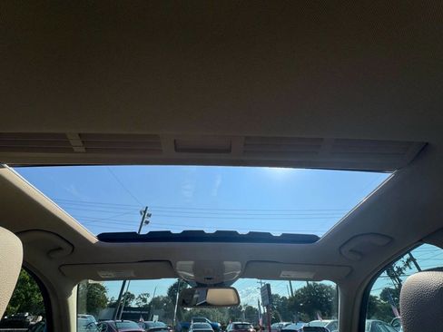 Used 2012 Mercedes-Benz C 300 4MATIC Sedan image 33