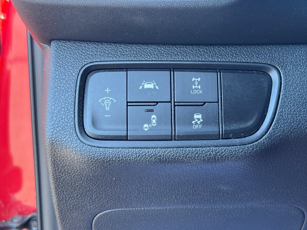 Used 2019 Hyundai Santa Fe SE AWD/4WD image 19