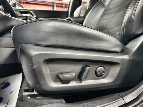 Used 2024 Mitsubishi Outlander SE image 11