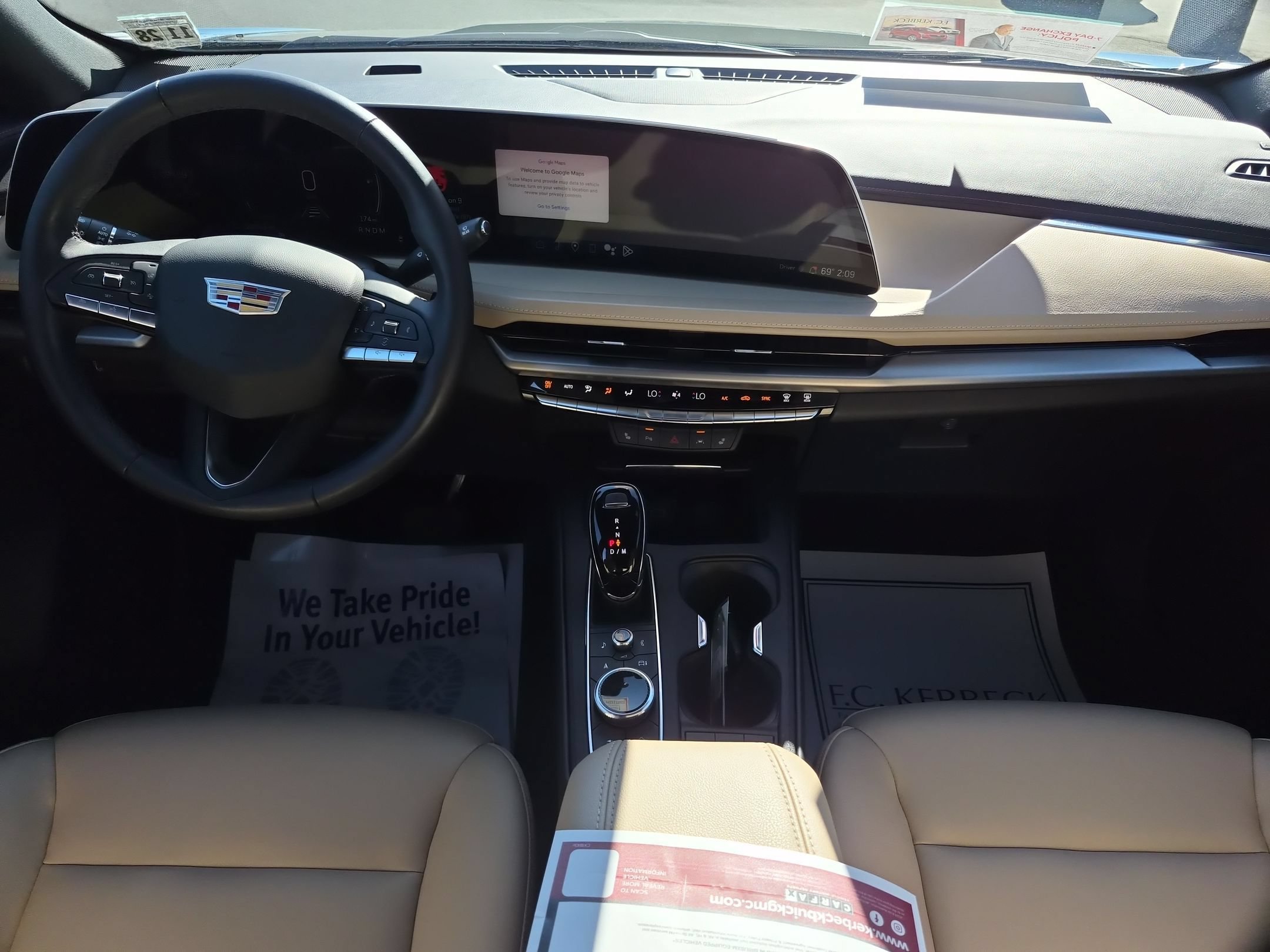 Certified 2024 Cadillac XT4 Luxury w/ Cold Weather Package FWD image 20