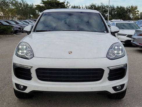 Used 2018 Porsche Cayenne Platinum Edition image 15