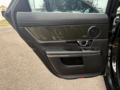 Used 2015 Jaguar XJ Supercharged image 12